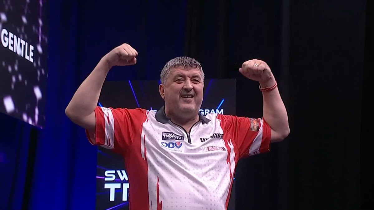 SULJOVIC BATTERS DIRK! Mensur Suljovic eases past Dirk van Duijvenbode 6-1 to reach a first Euro Tour semi-final since 2021! 📺 #ET14