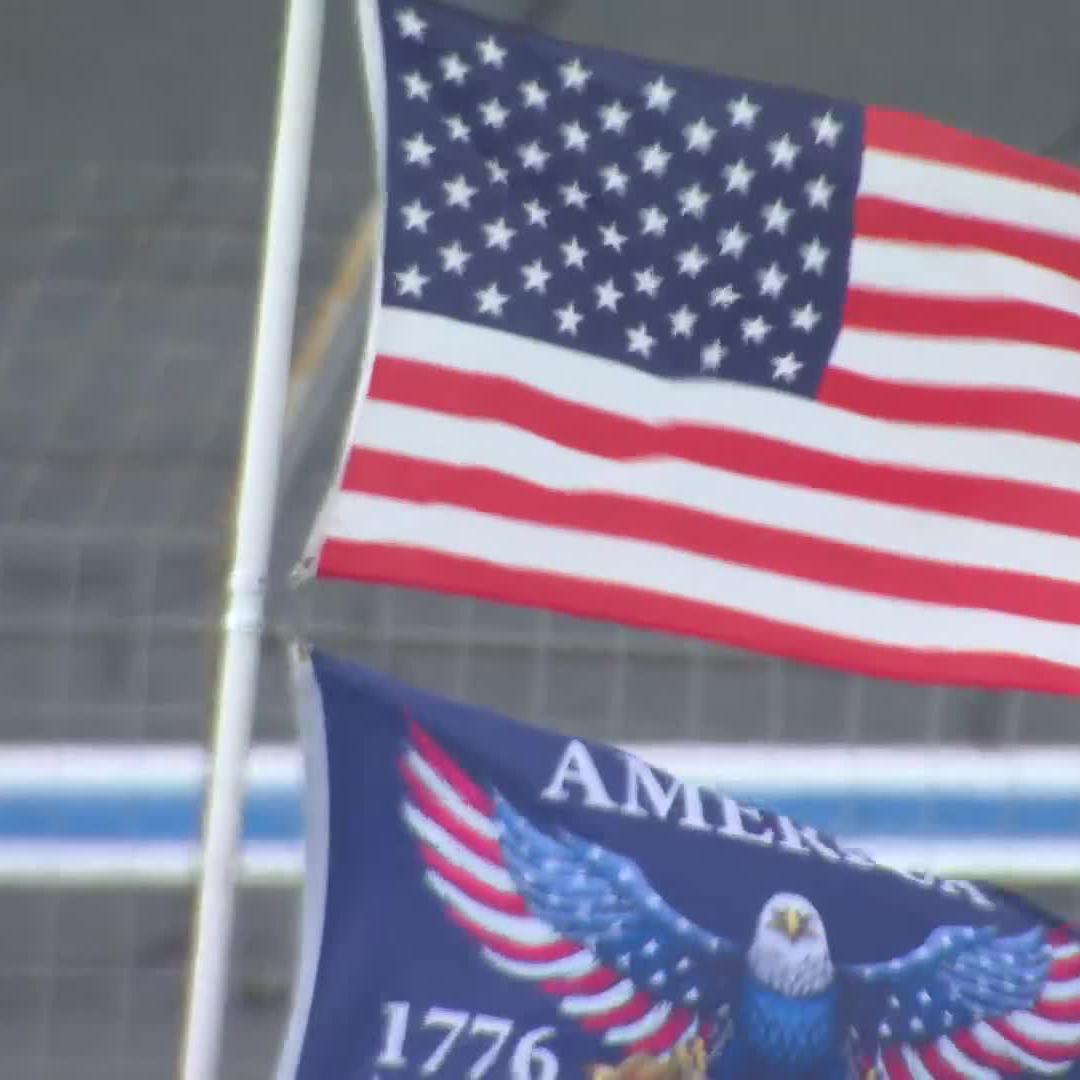 A beautiful anthem to get our day started. 🇺🇸🎶