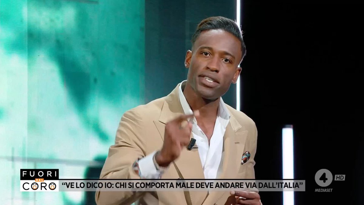 "L'Italia non è una discarica e chi viene qui per molestare, picchiare, rubare e mancare di rispetto a questo Paese, se ne deve andare fuori dai cog***ni!" Rikka, italiano figlio di immigrati entrati legalmente in Italia, a #Fuoridalcoro