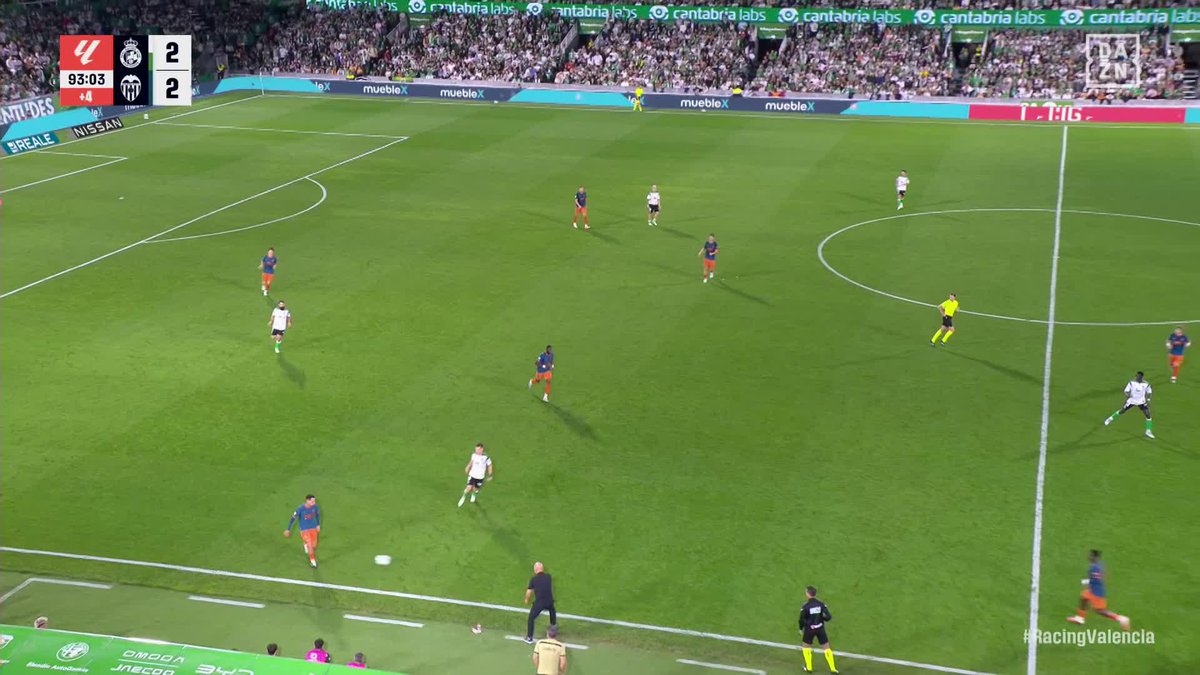 ¡DURO FALLO EN EL ÚLTIMO SEGUNDO! 😱 Hugo Duro perdona una ocasión clarísima para darle la victoria al Valencia en la última jugada del partido 💥 #LALIGAenDAZN ⚽