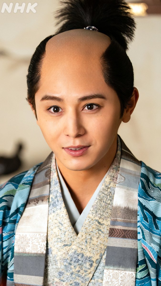 とも「皆の者、苦しゅうない」 秀次「ハハア」🙇 ほほえましい親子のやり取りはこちら🔗 #宮澤エマ #山田涼介 #豊臣兄弟