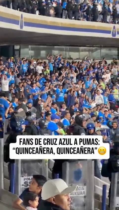 ¡SE LAS APLICARON! 😅 👀 Cuando el sonido de CU estaba felicitando a los cumpleañeros, la afición de Cruz Azul aprovechó para felicitar a los Pumas por sus XV años sin título.