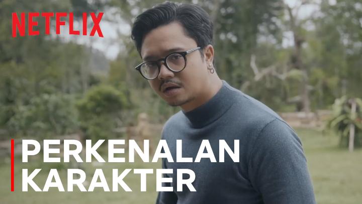 Buat Bastian, menghabisi nyawa adalah sebuah kepuasan. Tonton aksi Derby Romero sebagai Bastian di film Serangan Balik, tayang 12 November di Netflix.