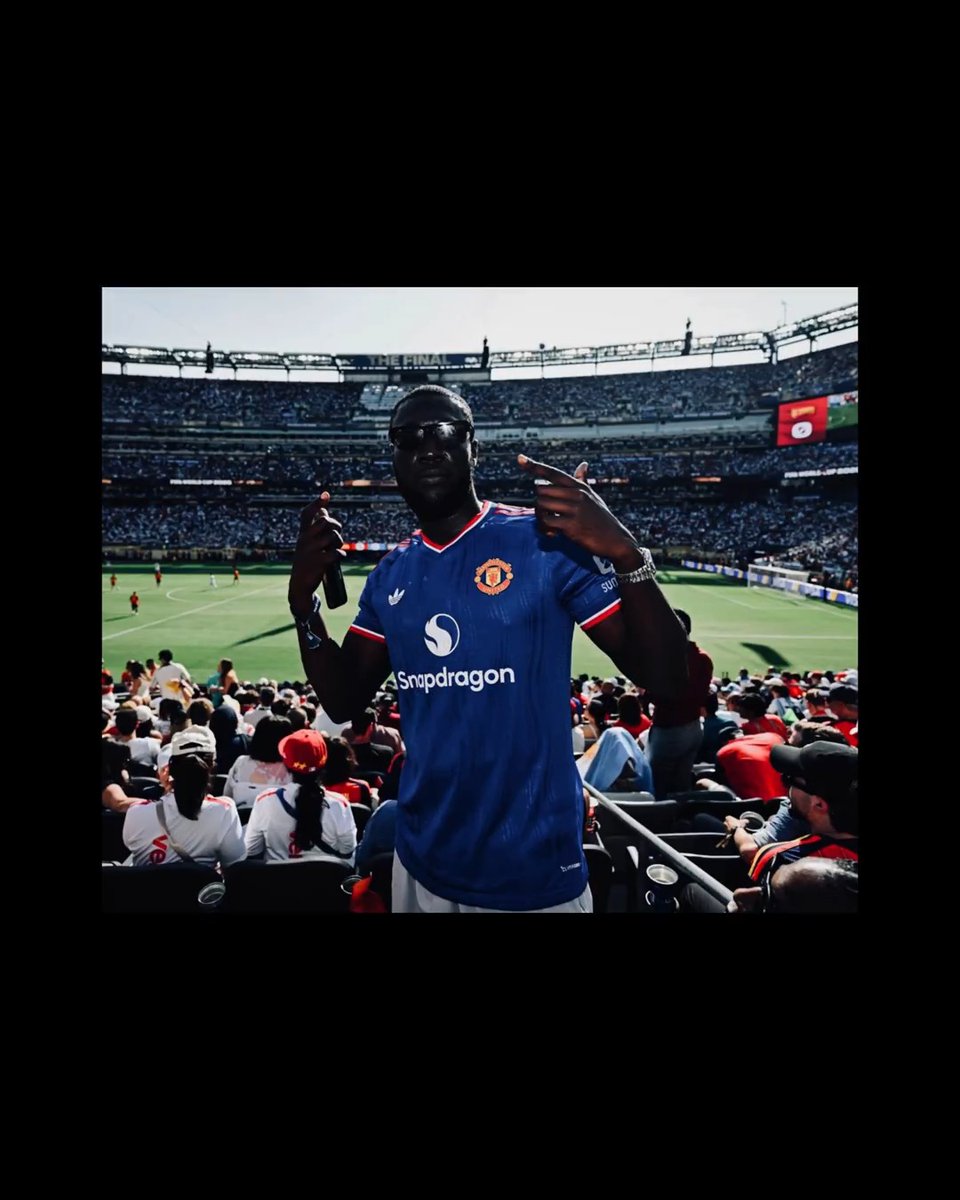 United all over 💙🌍
