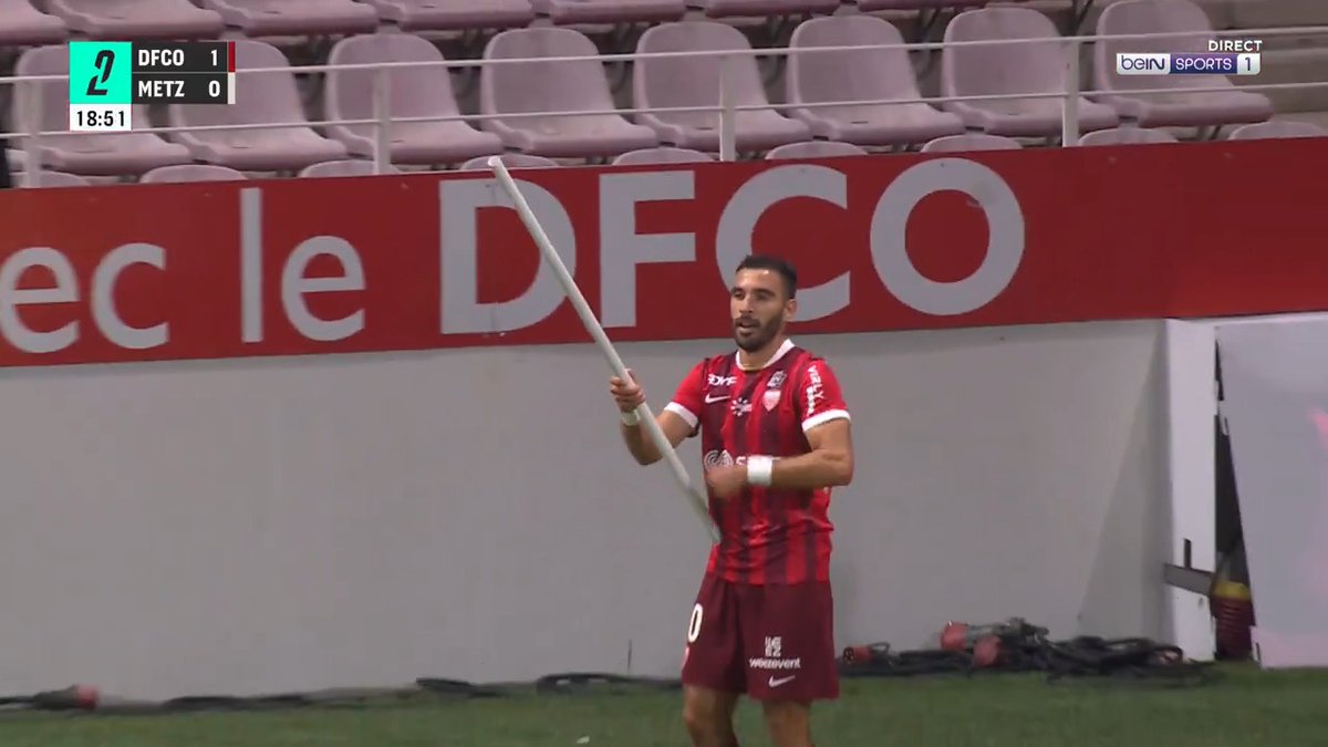 Hugo Vargas-Rios, mais c'est quoi ce but de fou furieux ???