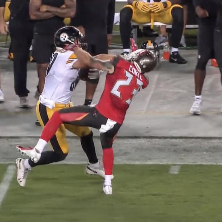 BUCCANEERS WEEK THROWBACK: Here is Vance McDonald stiff-arming Chris Conte to the TURF en route to a 75-yard touchdown in Week 3 of the 2018 season against the Buccaneers. #Steelers #NFL #HereWeGo