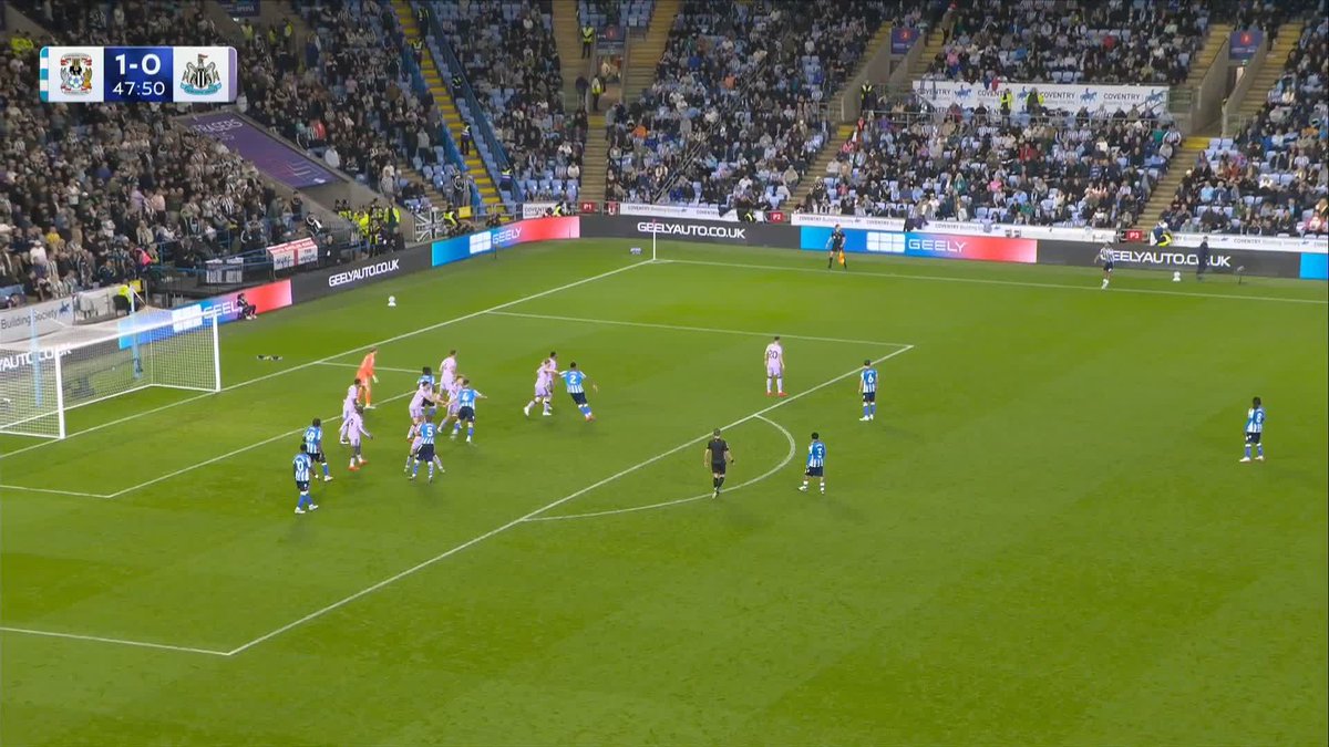 Sidiki Cherif with a STUNNING finish on his first Premier League start! 🤩