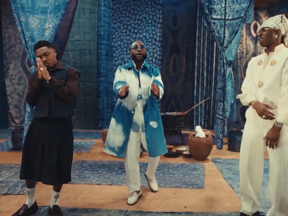 🚨Davido, Mayorkun & Fola’s “B4 B4” has been submitted for Grammy consideration in: BEST AFRICAN MUSIC PERFORMANCE 🏆 RECORD OF THE YEAR 🏆 SONG OF THE YEAR 🏆