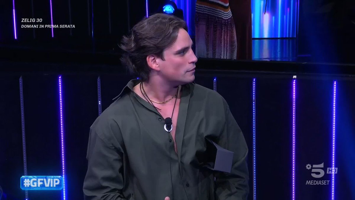 Però, Varsi, c'è la donna della tua vita è qui per te ♥️ #GFVIP