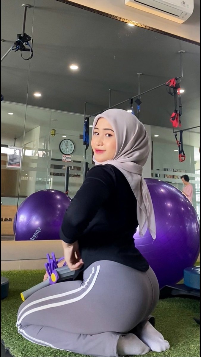 jadi kapan workout barengnya? 😚🍑🔥 #gym #workout #gymgirl #wotools