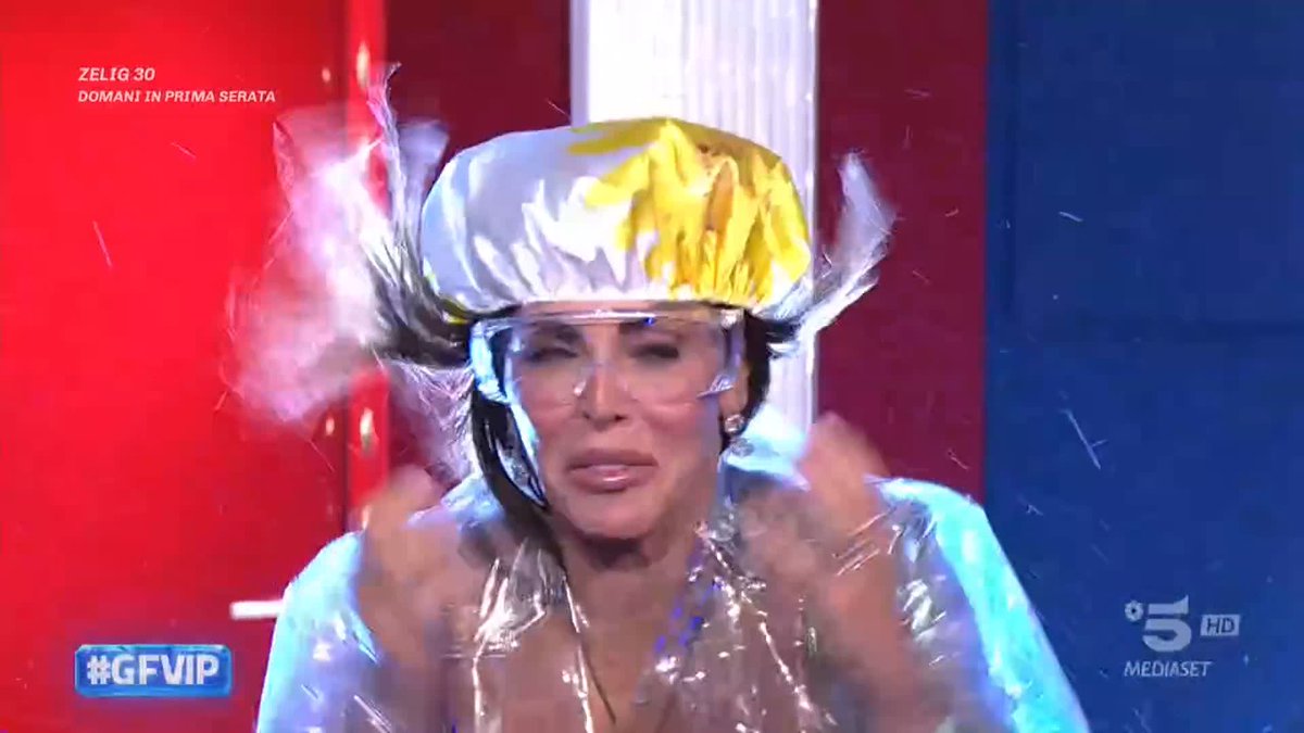 Iniziamo così ✈️✈️✈️ #GFVIP