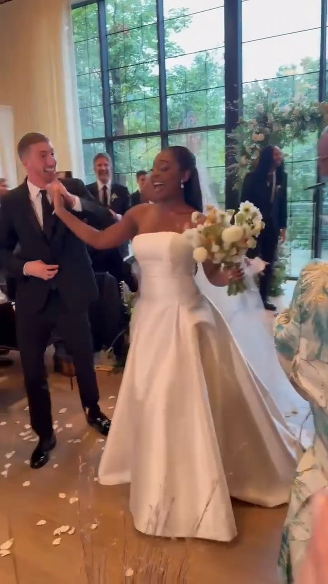 Julianne Moore is a proud mother of the groom! 🥹 Her son, Caleb, 28, just married his longtime love, Kibriyaá - and the Oscar winner shared a joyful glimpse of the wedding. “This happened!!! We love love love you,” wrote Julianne, 65, adding a whole string of red hearts. Naomi Watts joined the celebrations in the comments, with hearts and cheering emojis. Caleb is Julianne’s elder child with her husband, Bart Freundlich. Congrats to the happy couple! 🥂 📽️: juliannemoore