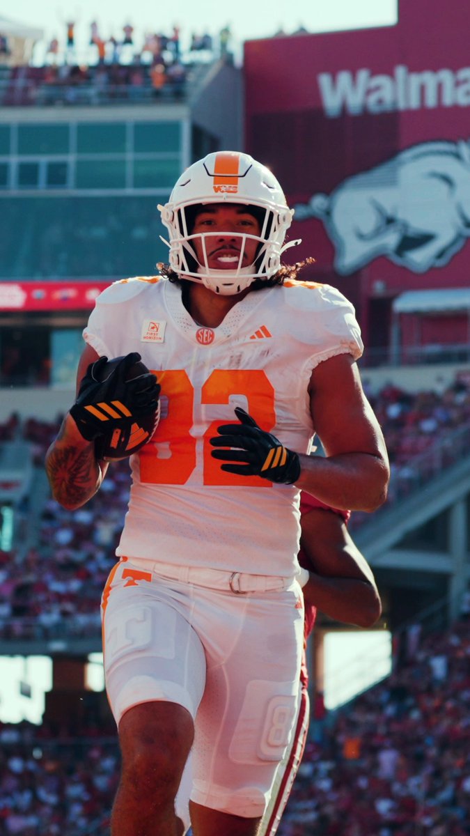 first career TD grab for Trent Thomas! #GBO 🍊