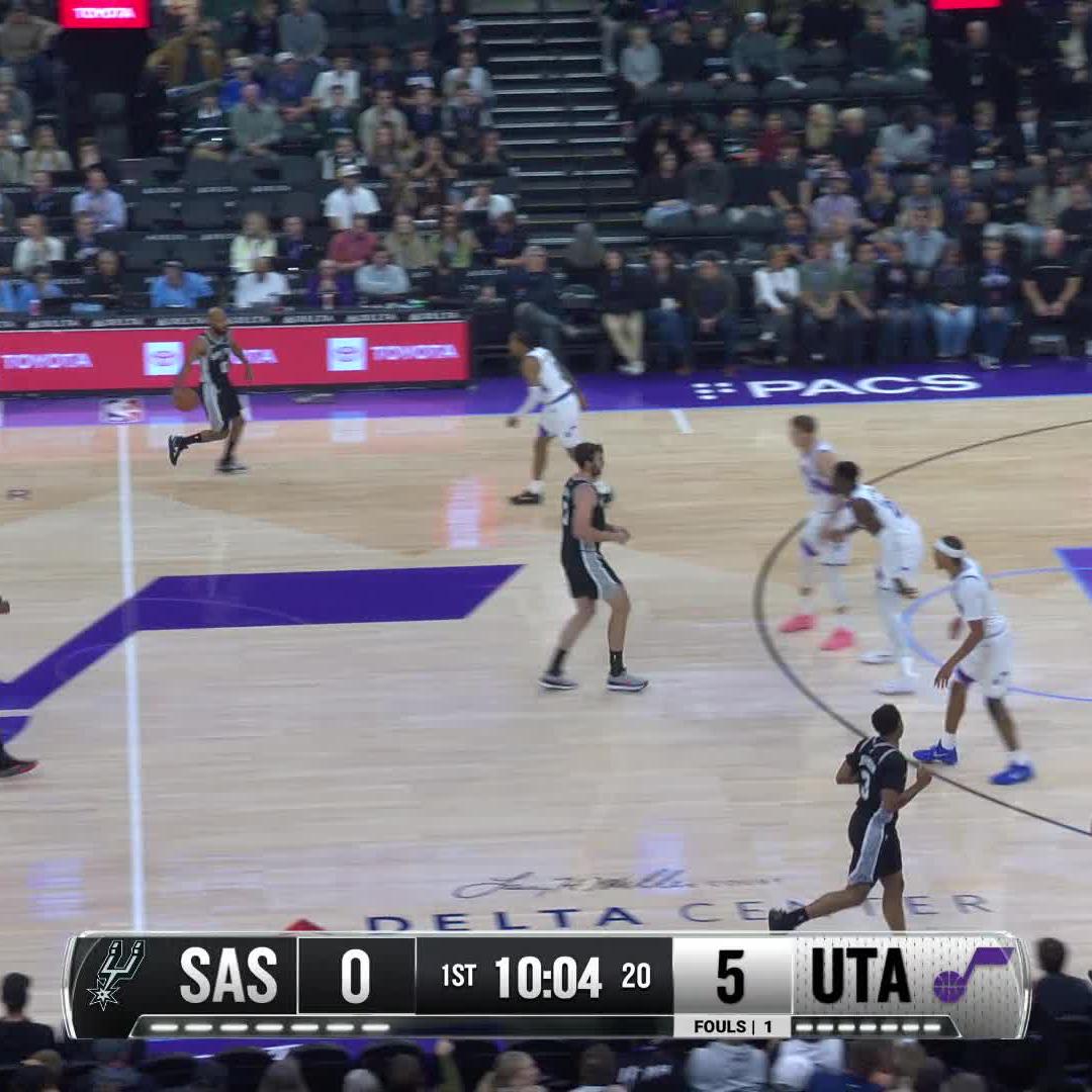 JMac for threeeee to get us started tonight 👌 📺 DAZN