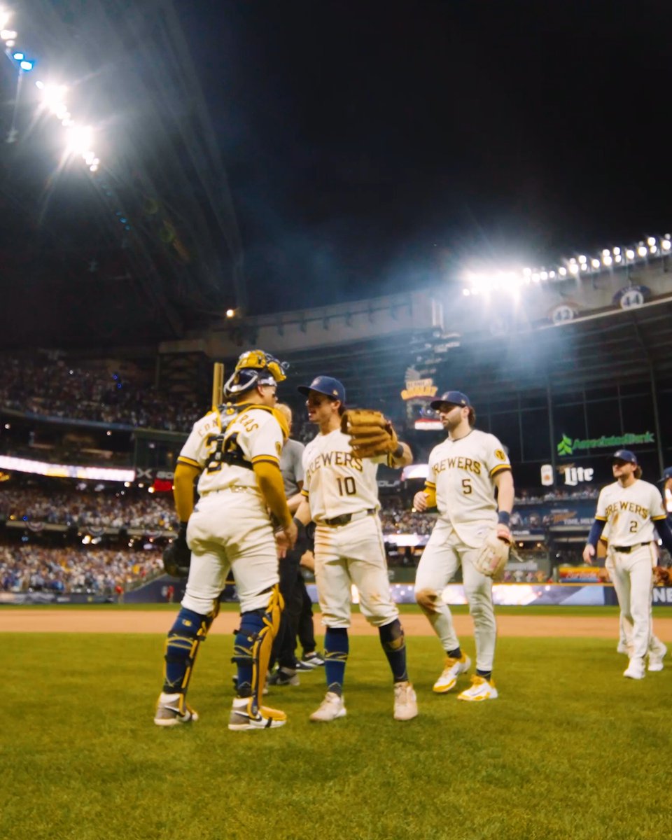 Just an incredible team win #WinOurWay