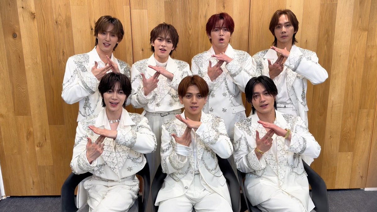 ||◤Travis Japan スペシャル動画◢|| 新曲『EGO』が配信スタート！ #TravisJapan の皆さんからメッセージが届きました👞✨ 「はだかんぼう」な質問に注目…🫣/// ▼視聴はこちら🎧 Travis Japan #トラジャ #EGO #でも所詮エゴ