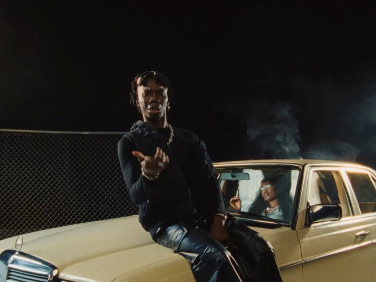 🚨BLAQBONEZ NEW SNIPPET — CASH OUT OUT FRIDAY Hows it Sounding ??