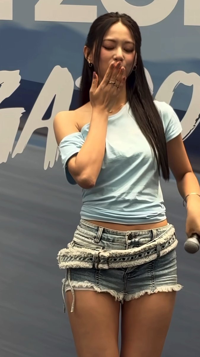 ドム脚って言うな ツウィの脚はKpopナンバー1だぞ #tzuyumimoza #tzuyu