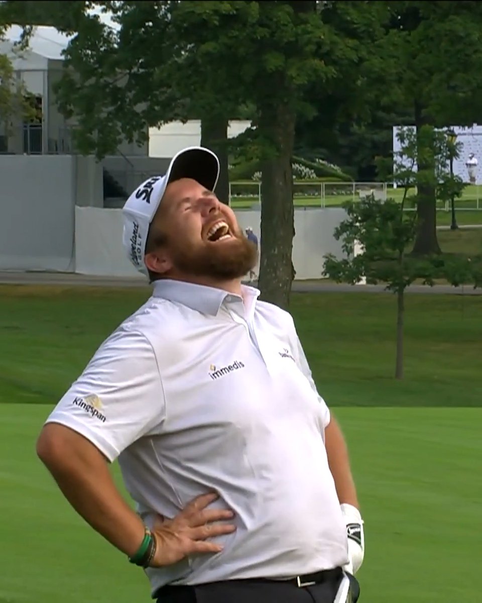 Second shot of the day off a sprinkler head … Sometimes you just have to laugh it off 😂 #TourVault