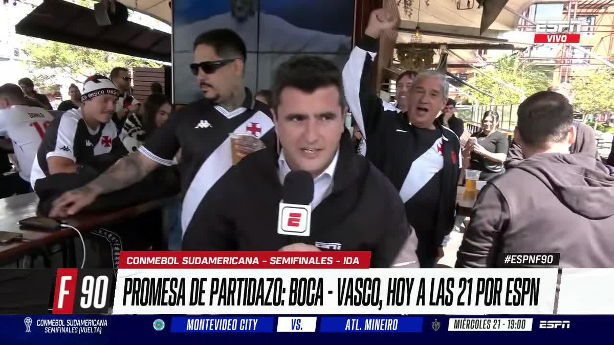 ¡ESTÁN PASANDO COSAS! Los hinchas de Vasco de Gama se hacen sentir en Buenos Aires a la espera del duelo frente a Boca. ▶️ Mirá #ESPNF90 por ESPN en el Plan Premium de #DisneyPlus