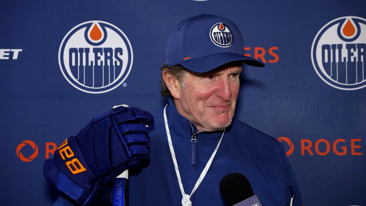 "The big thing here is we've had quite a bit of time off on the road here. It's a big game here for us, we've gotta get our mind right &amp; we gotta get ready to play." Coach Babcock on the #Oilers going into tonight's matchup vs. the Kings. Enterprise | #LetsGoOilers