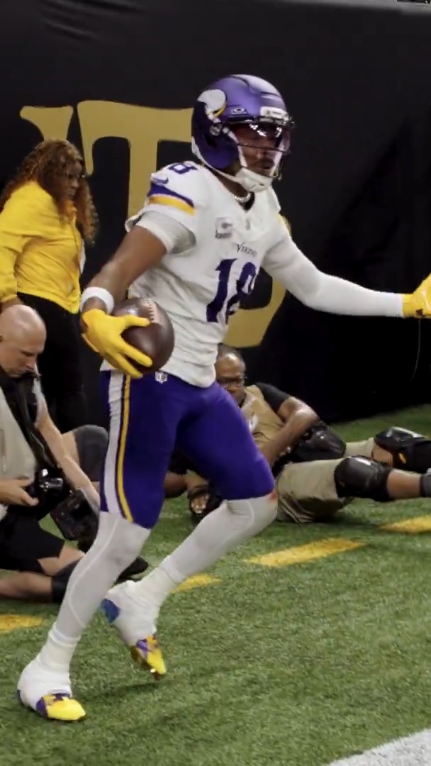 It's like every week he does something we've never seen before. JJETS✈️ 📺: