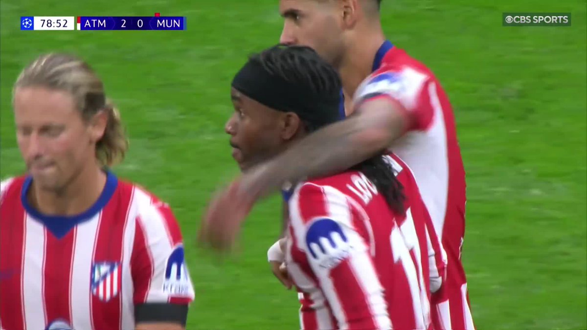 2-0 ATLÉTI ‼️ Ademola Lookman pounces on the rebound against a 10-man Man United side 😤 Watch the #UCL on @ParamountPlus 📺