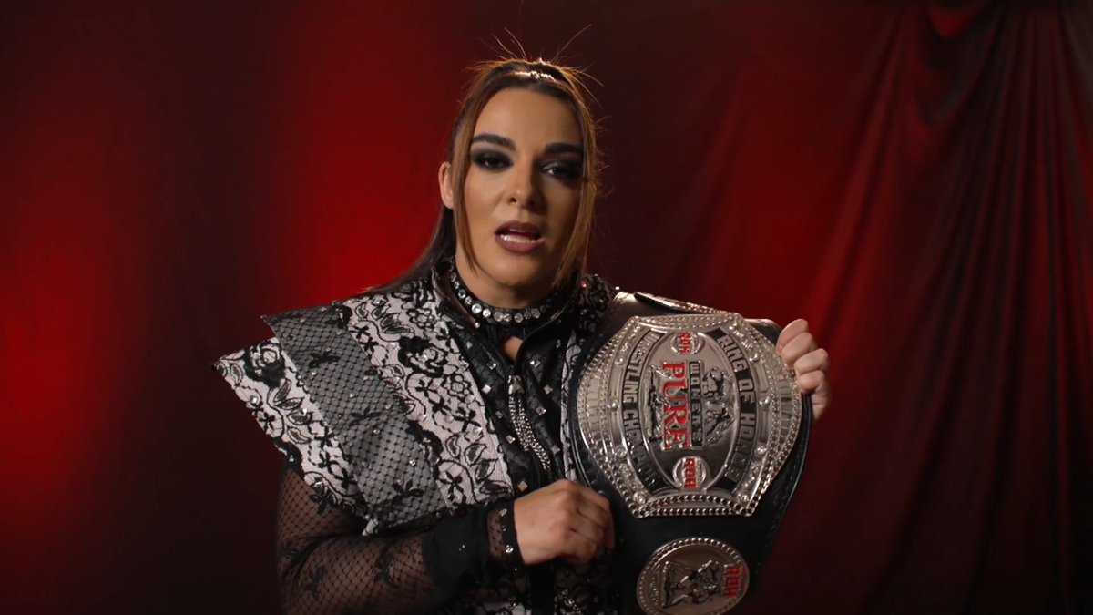 .The Virtuosa has made her intentions VERY clear ahead of Thursday. “We’re not gonna be calling you ‘Your Highness.’ We’re gonna be calling you my b*tch!” The #ROH Women’s Pure Champion is locked in for Emi Sakura🍫! Watch #ROH TV on #HonorClub