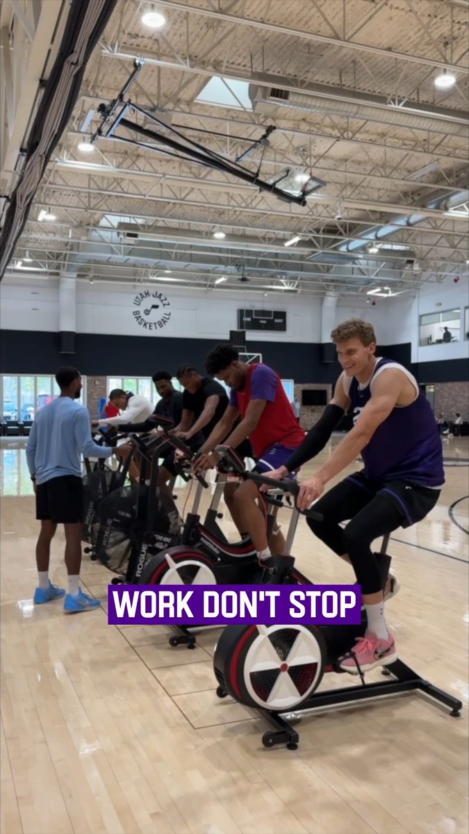 steady workin’ 🏀 #TakeNote