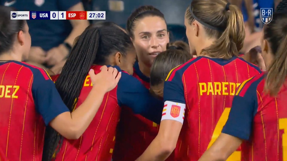 Alexia Putellas scores on her 150th cap to give Spain the 1-0 lead vs. USA ✨
