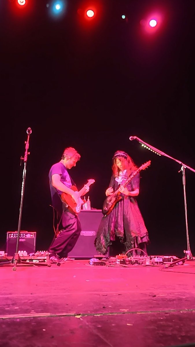 BAND-MAID with Mike Einziger from Incubus / Bestie #bandmaid #losangeles