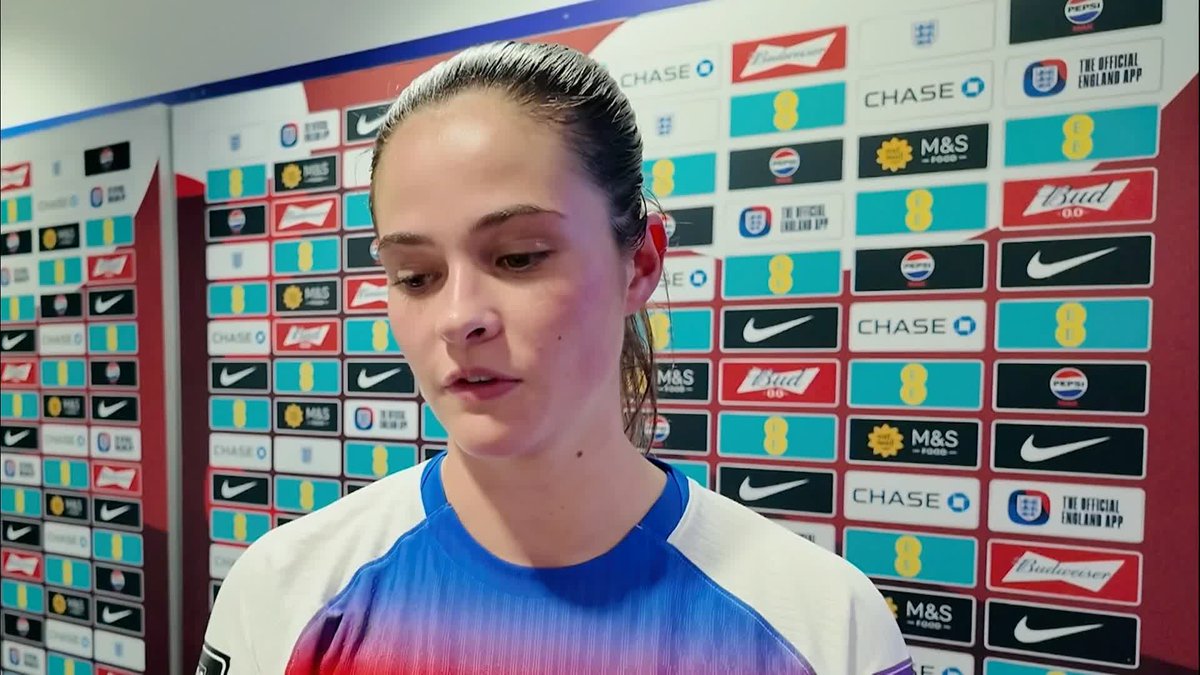 "It gives me chills speaking about it" 🗣️ Freya Godfrey reacts to making her Lionesses debut alongside Lexi Potter against Greece 👏