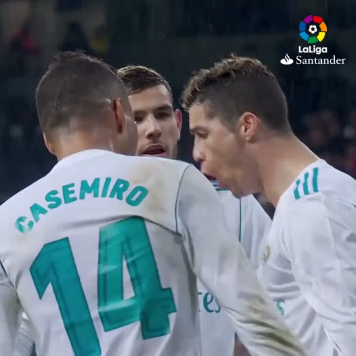 📅 9 yıl önce bugün: Cristiano Ronaldo, La Liga'daki son sezonunda ilk golünü sezonun 8. maçında attı.