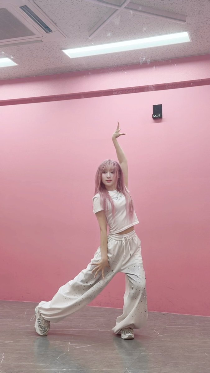 きゅんもも先生に教えて貰いました…🥹🍑💖 愛くださいませ♡みてくださいませ！♡⟡.꙳ 🥀