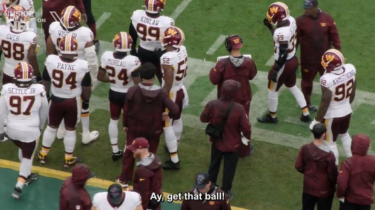 "Ay, get that ball!" The Washington Commanders needed a stop in OT, and sonny delivered a forced fumble 🫡 @insidethenfl Week 5 Mic'd Up on X