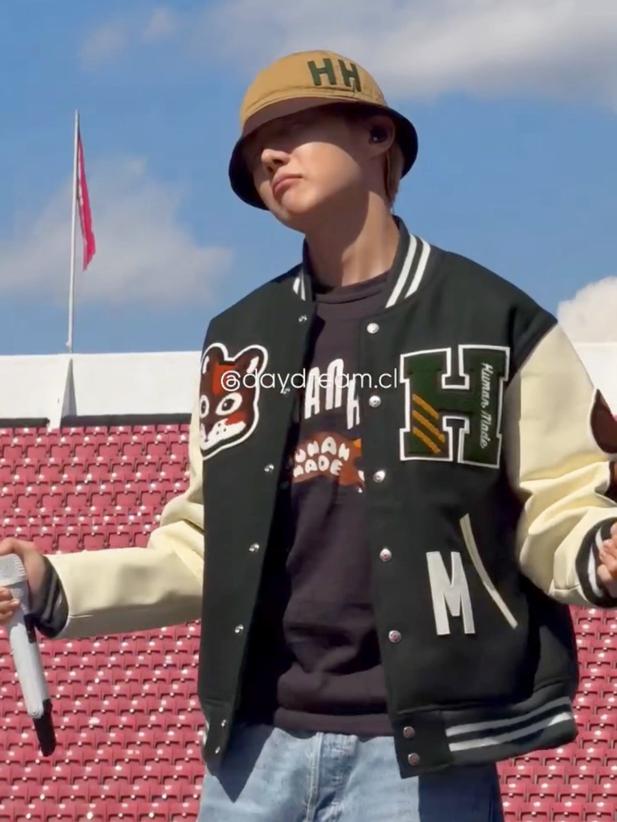j-hope! j-hope! j-hope! j-hope!