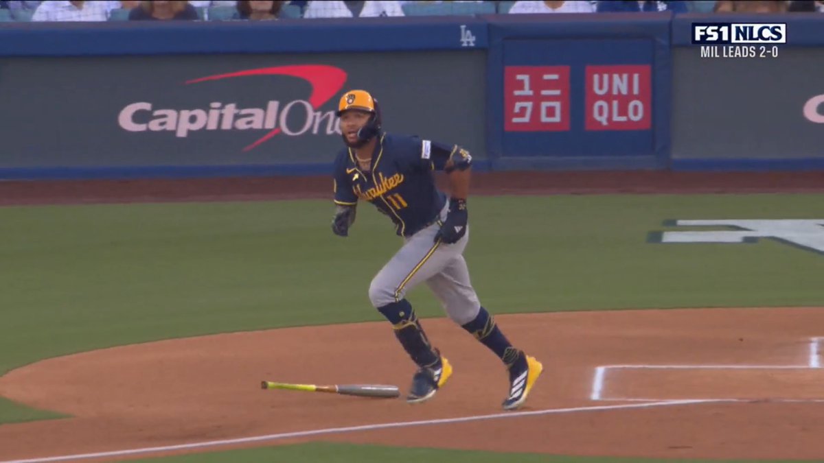 Jackson Chourio wastes no time getting the Brewers on the board in Game 3!