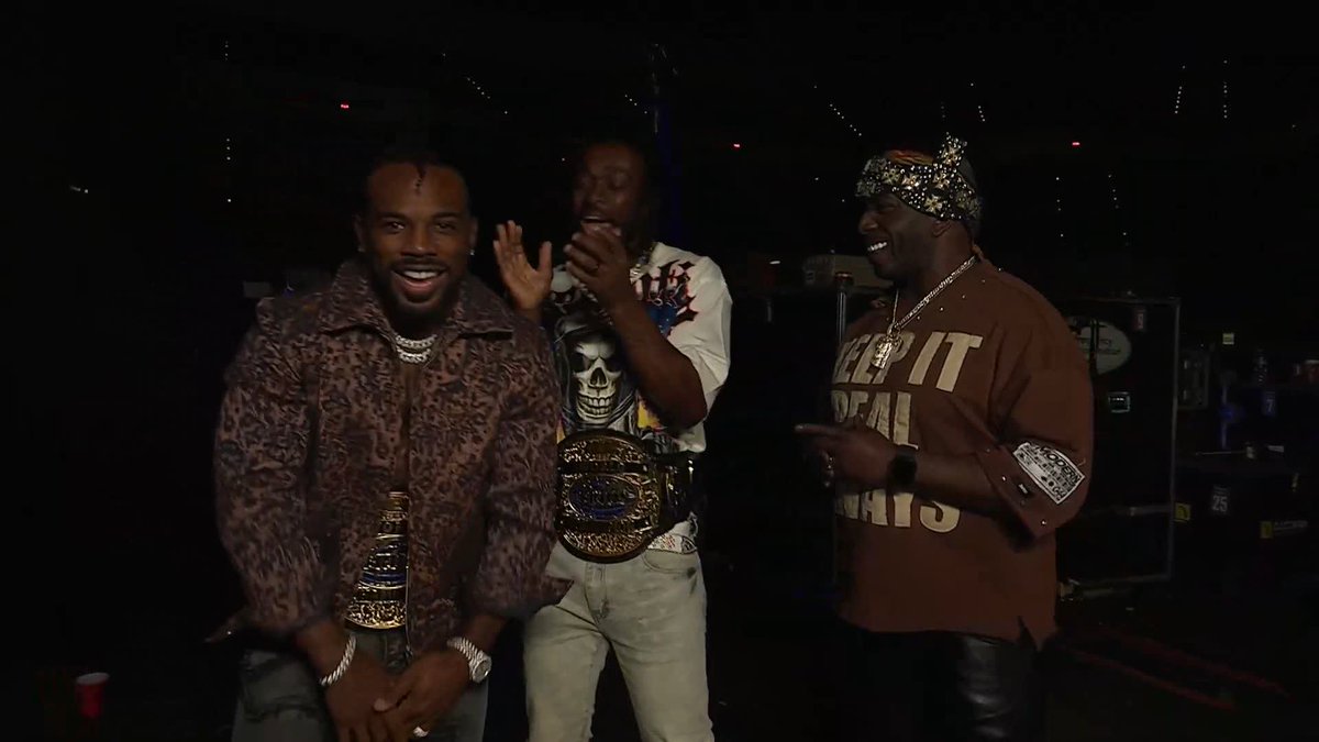 .mojobrookzz has arrived in #AEW and aligned himself with the reigning #AEW World Trios Champions, The New Level! Watch #AEWDynamite LIVE on TBS + HBO Max
