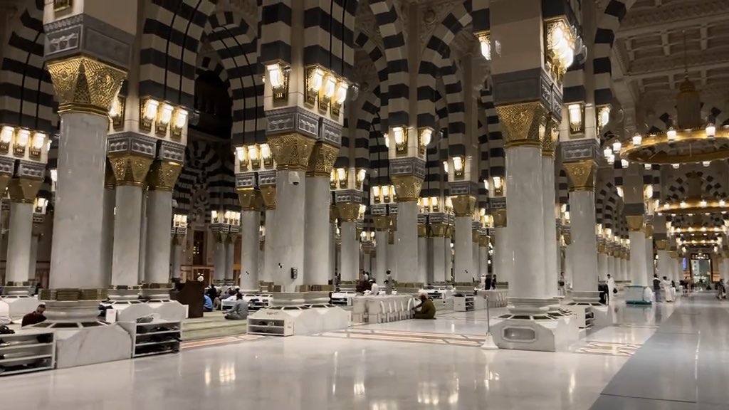 (رَبِّ اجْعَلْ هَٰذَا الْبَلَدَ آمِنًا) 🤲🏼🇸🇦