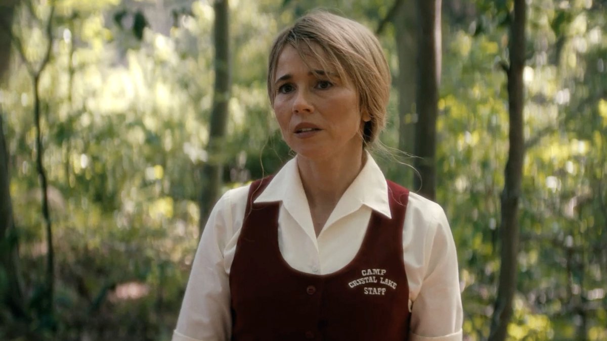 Linda Cardellini stars in this new clip from the first episode of #CrystalLake. Now streaming on Peacock.