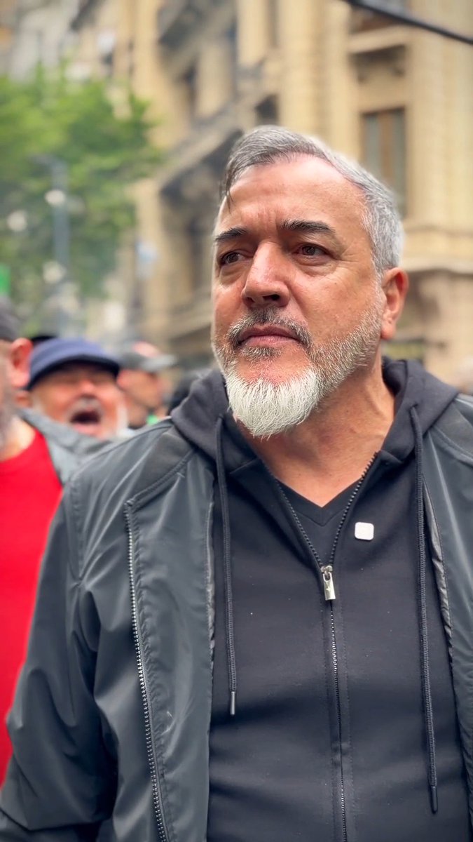 AHORA!! EN EL CONGRESO!! Si no hay quórum hay pacto. Si no hay quórum tiene que haber escrache. A la complicidad y al pacto lo tenemos que romper movilizados!