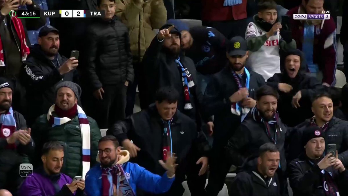 محمد صلاح في المكان المناسب! يستغل كرة مرتدة داخل منطقة الجزاء مسجلاً الهدف الثاني لطرابزون سبور! #دوري_المؤتمر_الأوروبي