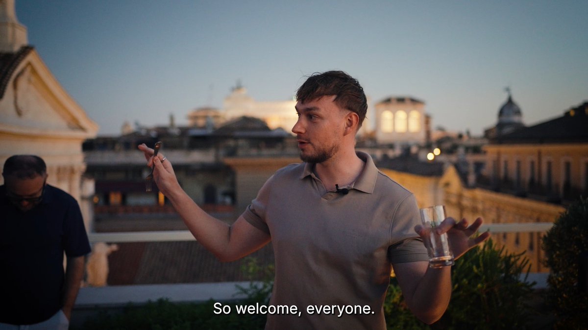 Roma, sei stata incredibile! 🇮🇹 We brought the community together under the Roman sky to connect, share alpha, and talk everything from crypto to tokenized stocks. Huge thanks to everyone who made the Mixer so special. More meetups to come, stay tuned! Recap the best moments ⬇️