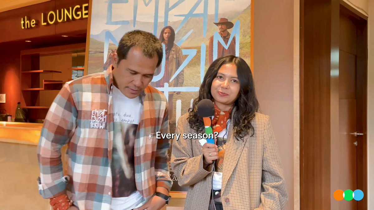Four Seasonal Favorites with the cast and crew of Four Seasons in Java 🇮🇩 Featuring writer-director Kamila Andini, producer Ifa Isfansyah, and stars Putri Marino, Arya Saloka, and Hanna Aretha. Four Seasons in Java is in Indonesian cinemas now.