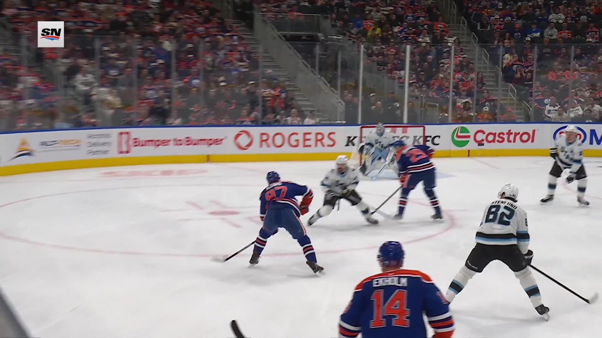 Leo goes between the wickets ๐จ #LetsGoOilers