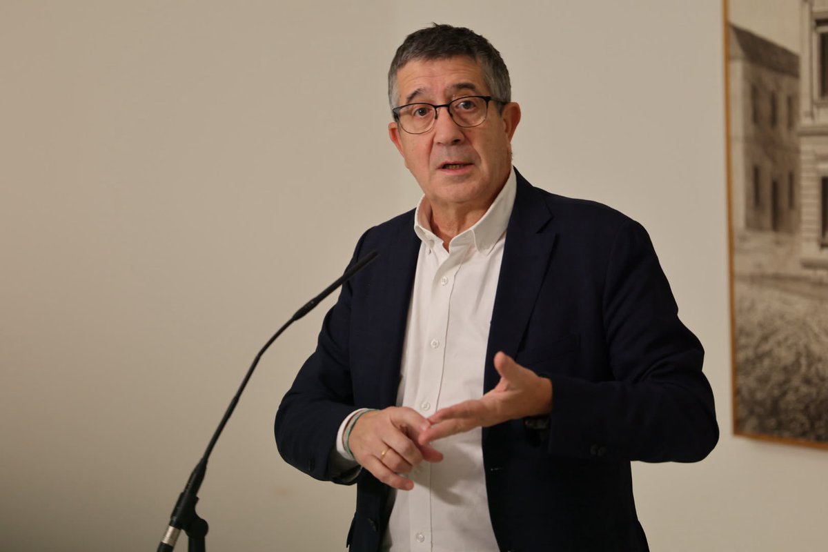 En menos de 15 días, PP y Vox ya han amenazado la forma de vida de millones de personas en España. Los pensionistas ya están escuchando que no se va a sostener el sistema público y que se debe cambiar de modelo. Obviamente hacia la privatización. El único garante de las pensiones públicas es un gobierno progresista.