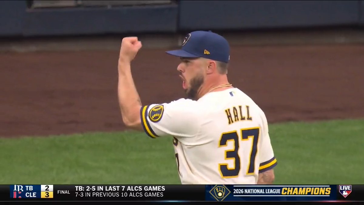 "They should be so proud, I know their job is not done yet..." DeRo highlights the total team effort put forth by the Milwaukee Brewers to complete the sweep of the Dodgers and punch their ticket to the Fall Classic!