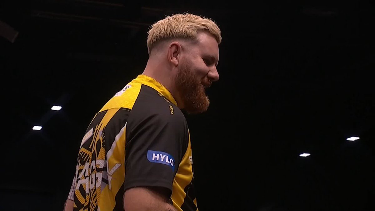 SHAGGY SINKS SPRINGER! What a game! 🔥 Scott Williams wins his first game on the European Tour since April 2025, and in comes in a thriller against Niko Springer! 📺 #ET15