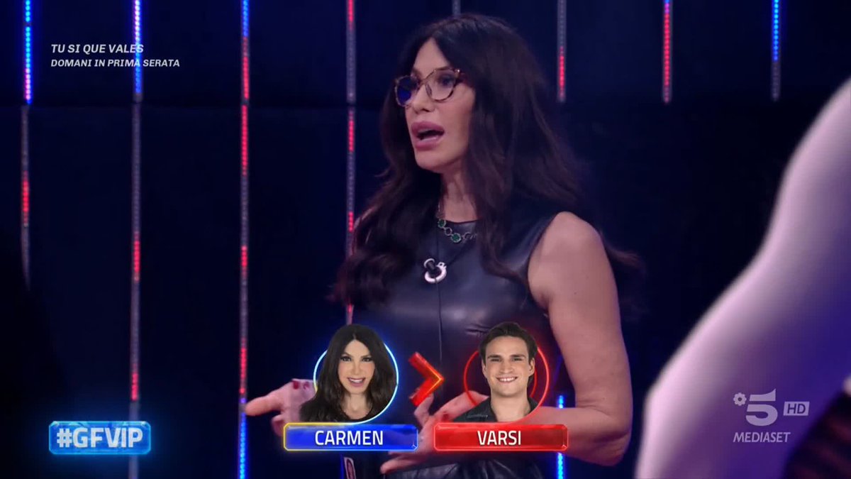 Durante le nomination, tra Valeria e Giulia nasce un confronto acceso 🔥#GFVIP
