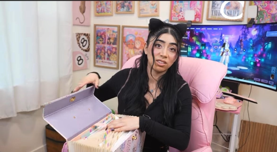 🚨 Violet Myers reveals her body count is 200 and counting, but says her future husband has no right to judge her past. She says she’s willing to change for the right man, but she also wants a husband with a high body count himself. ‘Do not be insecure about your body, I mean , go for what you want’.